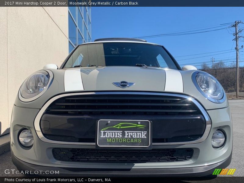 Moonwalk Grey Metallic / Carbon Black 2017 Mini Hardtop Cooper 2 Door