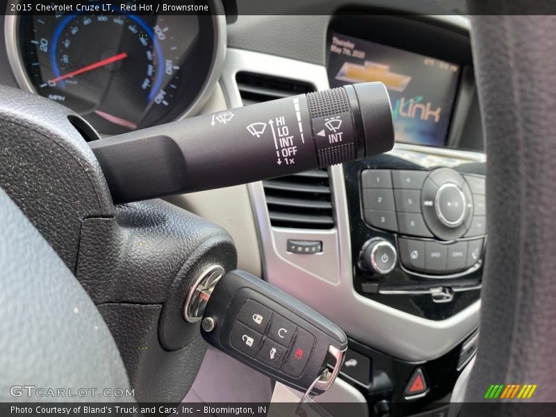 Red Hot / Brownstone 2015 Chevrolet Cruze LT