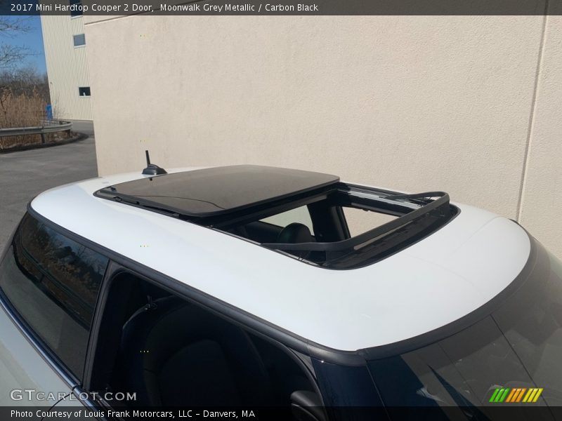 Moonwalk Grey Metallic / Carbon Black 2017 Mini Hardtop Cooper 2 Door
