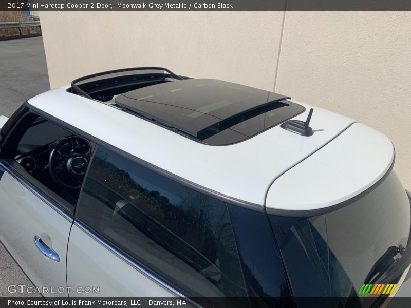 Moonwalk Grey Metallic / Carbon Black 2017 Mini Hardtop Cooper 2 Door