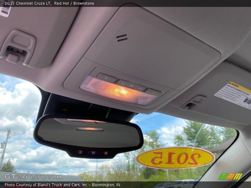 Red Hot / Brownstone 2015 Chevrolet Cruze LT