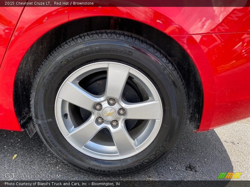 Red Hot / Brownstone 2015 Chevrolet Cruze LT