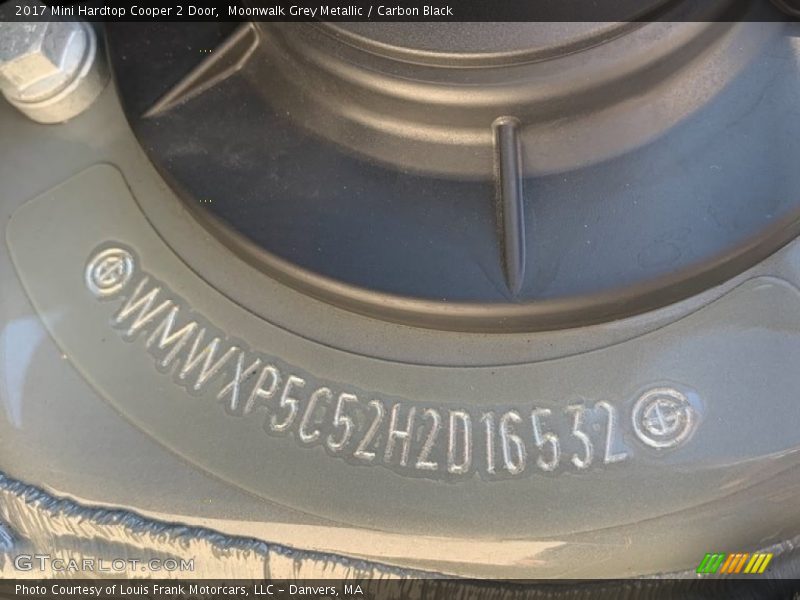 Moonwalk Grey Metallic / Carbon Black 2017 Mini Hardtop Cooper 2 Door