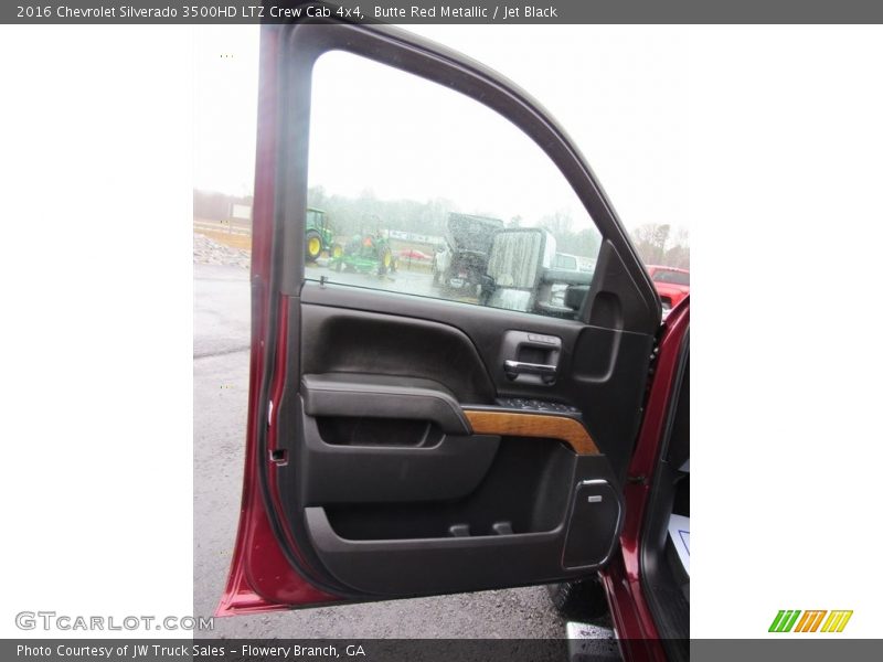 Butte Red Metallic / Jet Black 2016 Chevrolet Silverado 3500HD LTZ Crew Cab 4x4