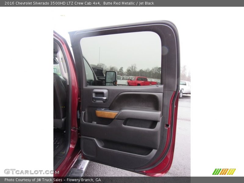 Butte Red Metallic / Jet Black 2016 Chevrolet Silverado 3500HD LTZ Crew Cab 4x4