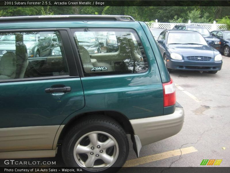 Arcadia Green Metallic / Beige 2001 Subaru Forester 2.5 S