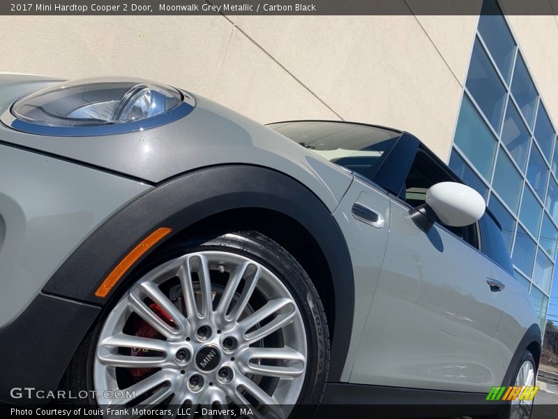 Moonwalk Grey Metallic / Carbon Black 2017 Mini Hardtop Cooper 2 Door