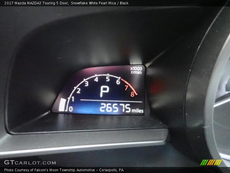 Snowflake White Pearl Mica / Black 2017 Mazda MAZDA3 Touring 5 Door