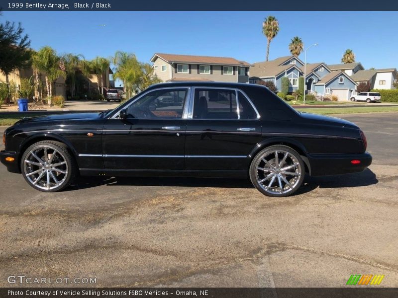 Black / Black 1999 Bentley Arnage