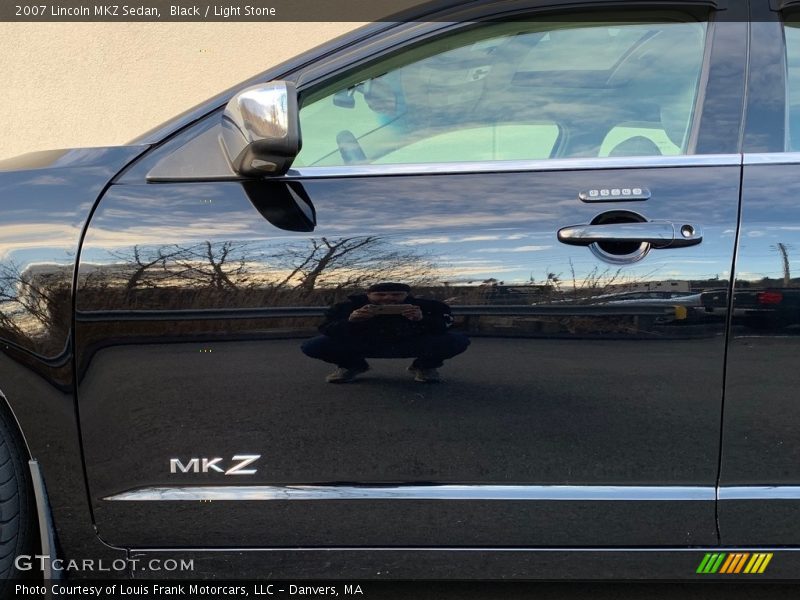 Black / Light Stone 2007 Lincoln MKZ Sedan