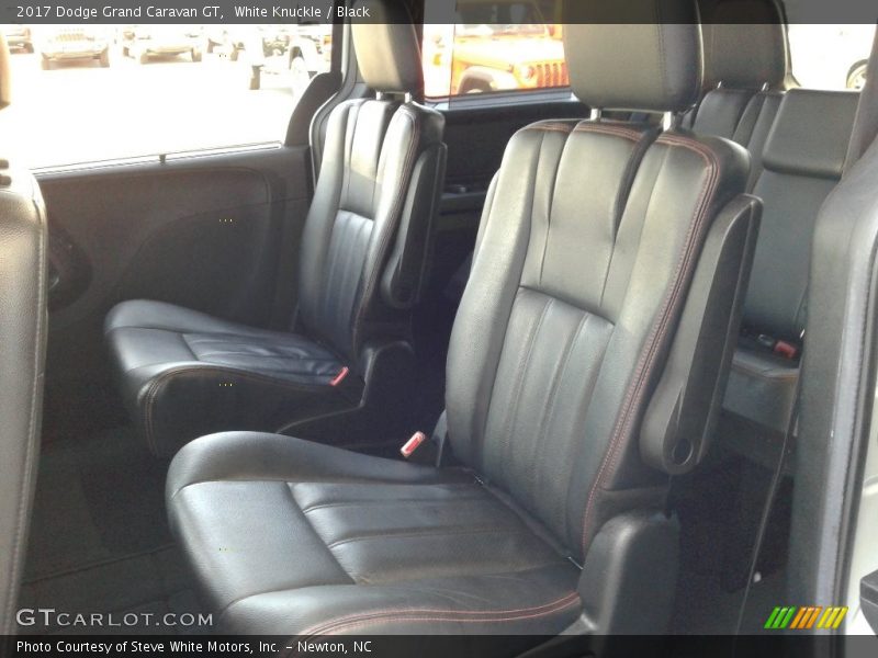 White Knuckle / Black 2017 Dodge Grand Caravan GT