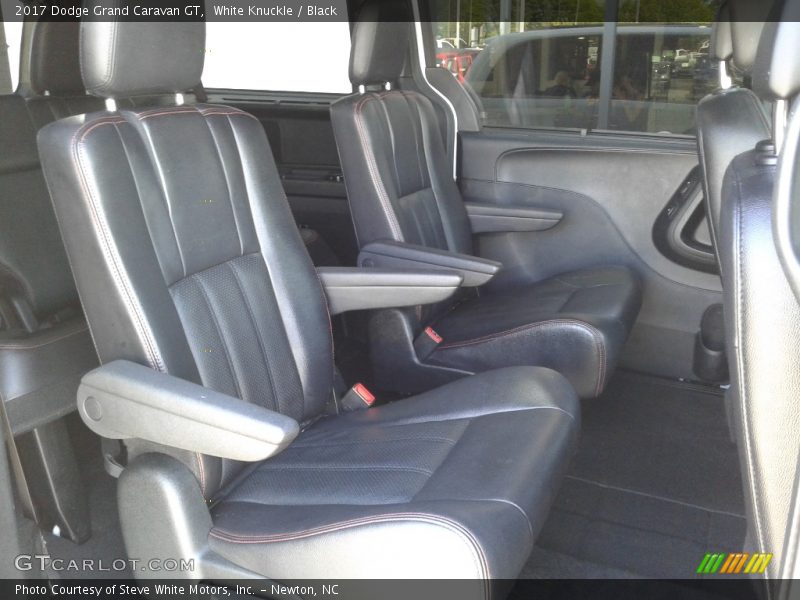 White Knuckle / Black 2017 Dodge Grand Caravan GT