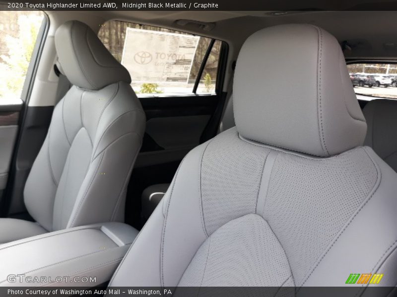 Midnight Black Metallic / Graphite 2020 Toyota Highlander Limited AWD