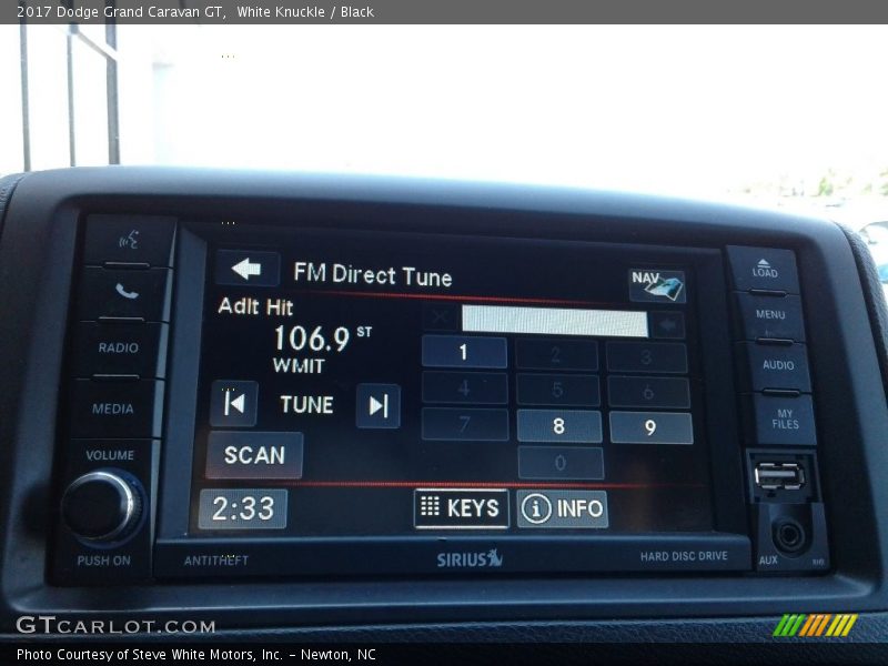 White Knuckle / Black 2017 Dodge Grand Caravan GT