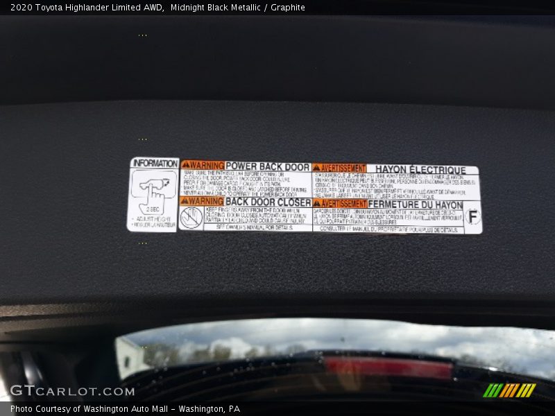 Midnight Black Metallic / Graphite 2020 Toyota Highlander Limited AWD