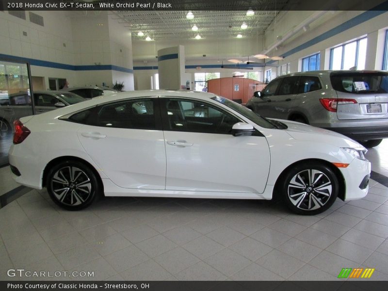  2018 Civic EX-T Sedan White Orchid Pearl