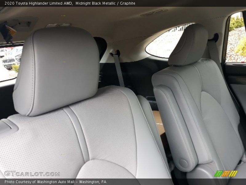 Midnight Black Metallic / Graphite 2020 Toyota Highlander Limited AWD