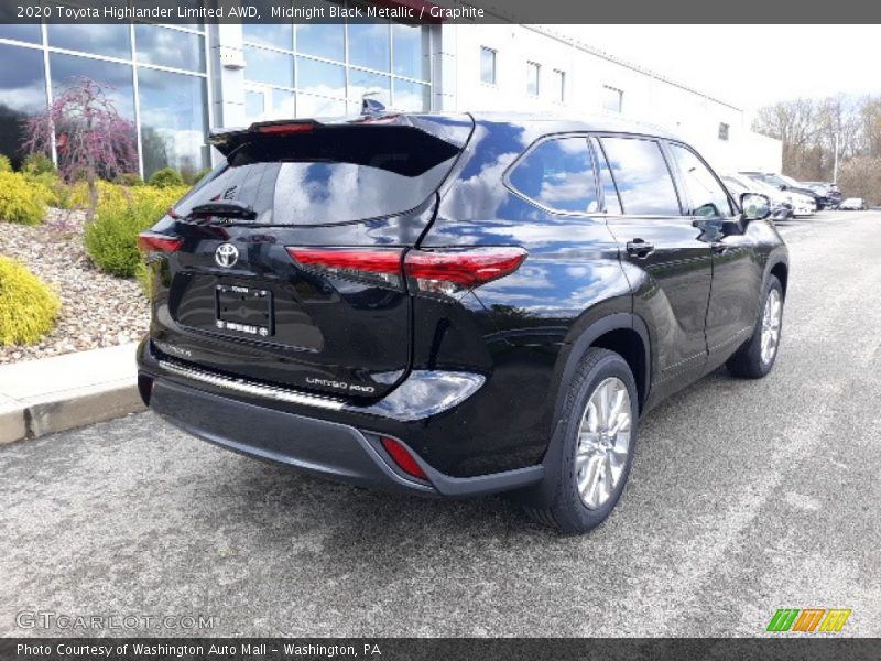 Midnight Black Metallic / Graphite 2020 Toyota Highlander Limited AWD