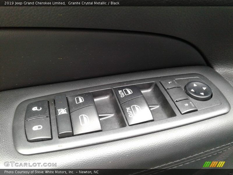 Granite Crystal Metallic / Black 2019 Jeep Grand Cherokee Limited