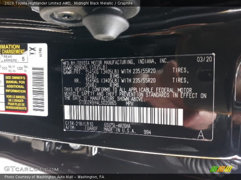 Midnight Black Metallic / Graphite 2020 Toyota Highlander Limited AWD
