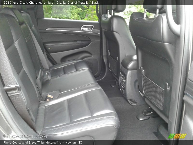 Granite Crystal Metallic / Black 2019 Jeep Grand Cherokee Limited