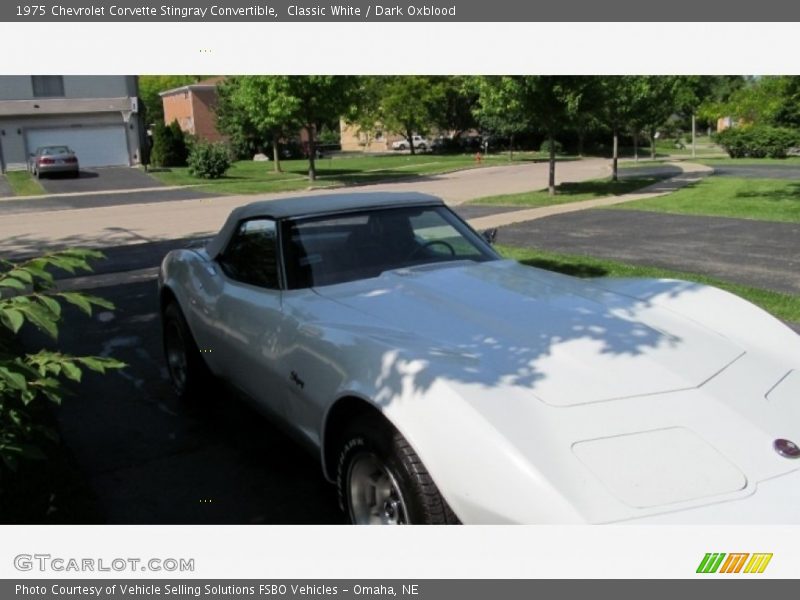 Classic White / Dark Oxblood 1975 Chevrolet Corvette Stingray Convertible