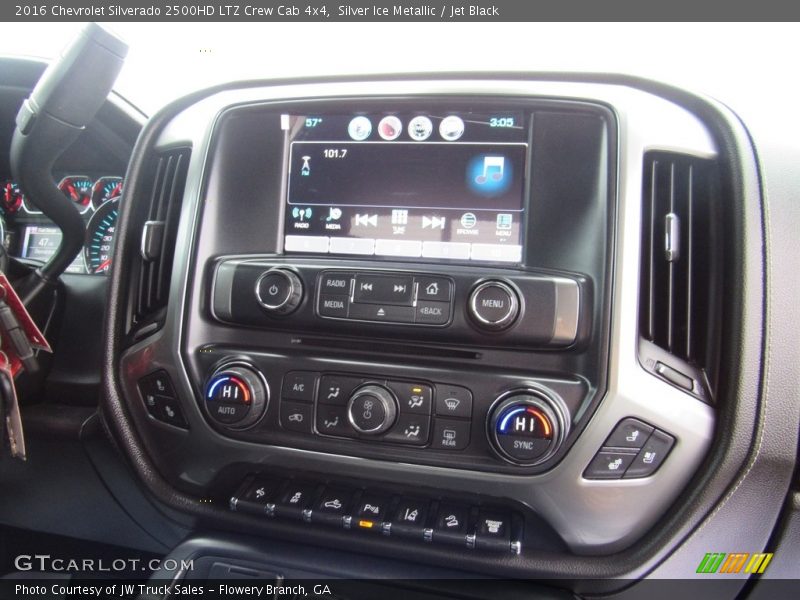Controls of 2016 Silverado 2500HD LTZ Crew Cab 4x4