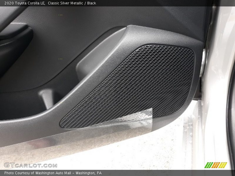 Classic Silver Metallic / Black 2020 Toyota Corolla LE