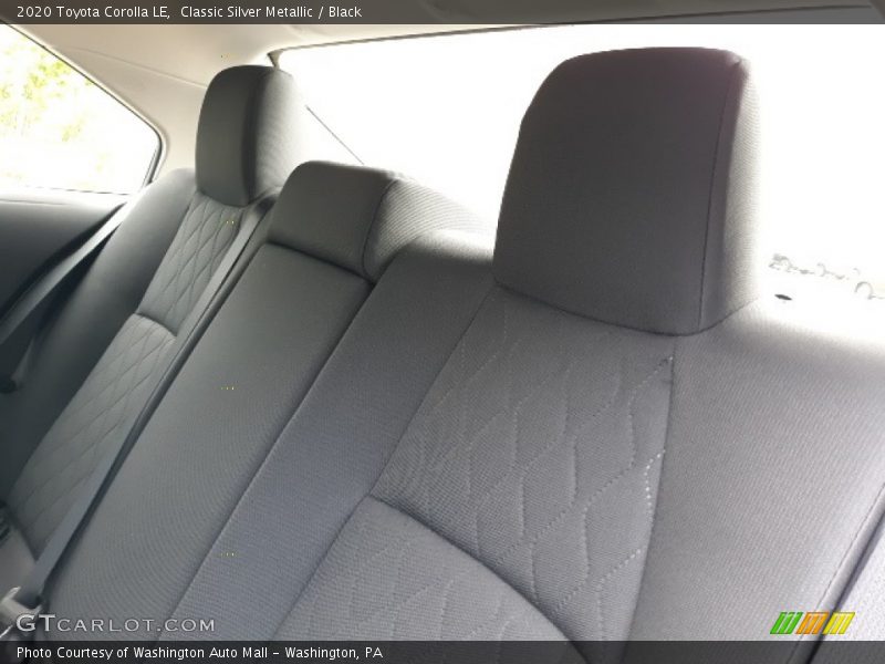Classic Silver Metallic / Black 2020 Toyota Corolla LE