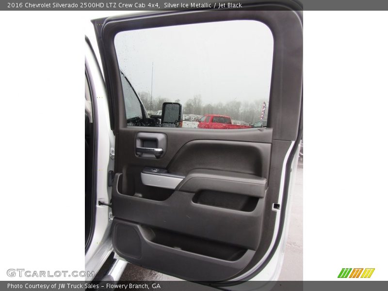 Door Panel of 2016 Silverado 2500HD LTZ Crew Cab 4x4