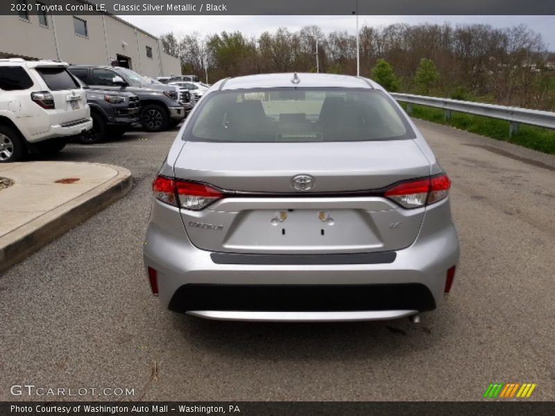 Classic Silver Metallic / Black 2020 Toyota Corolla LE