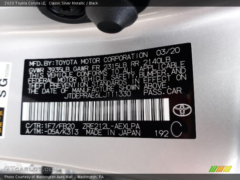 Classic Silver Metallic / Black 2020 Toyota Corolla LE
