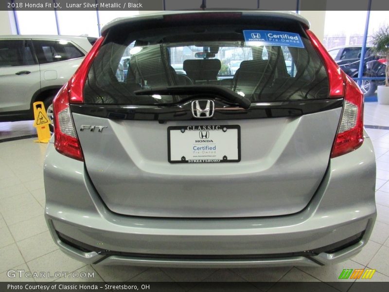 Lunar Silver Metallic / Black 2018 Honda Fit LX