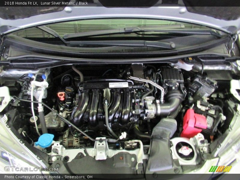 Lunar Silver Metallic / Black 2018 Honda Fit LX