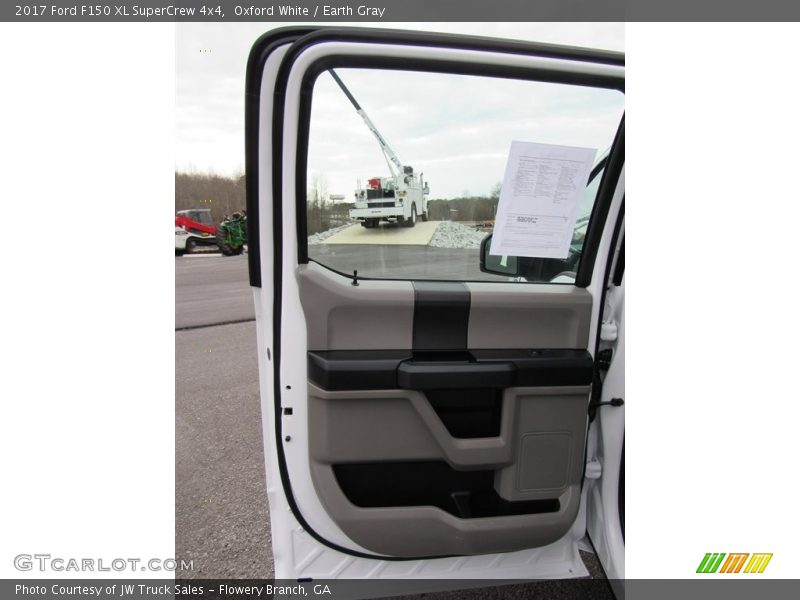 Oxford White / Earth Gray 2017 Ford F150 XL SuperCrew 4x4