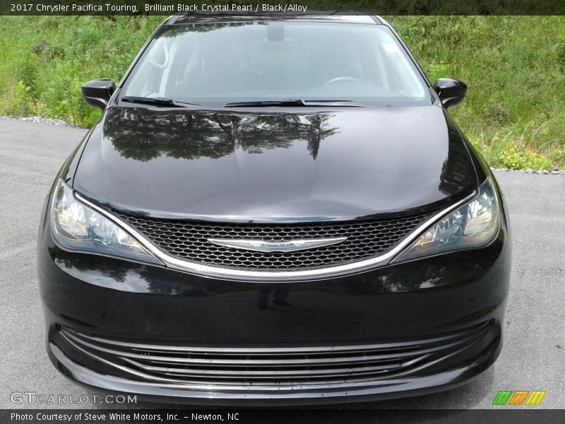 Brilliant Black Crystal Pearl / Black/Alloy 2017 Chrysler Pacifica Touring