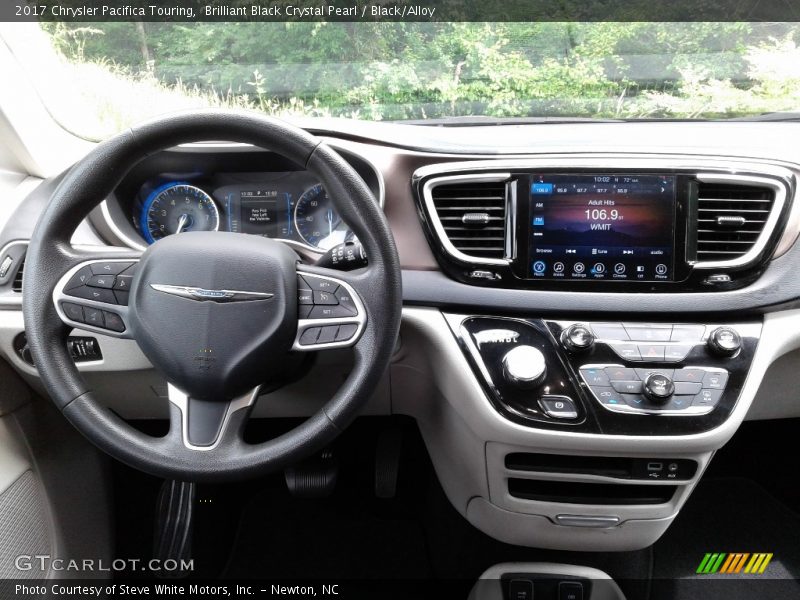 Brilliant Black Crystal Pearl / Black/Alloy 2017 Chrysler Pacifica Touring