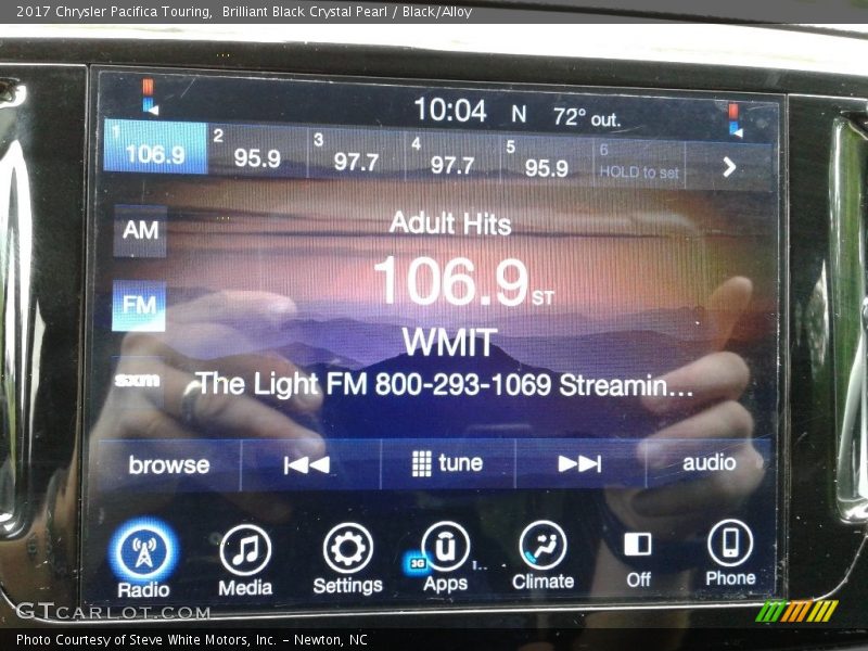 Brilliant Black Crystal Pearl / Black/Alloy 2017 Chrysler Pacifica Touring