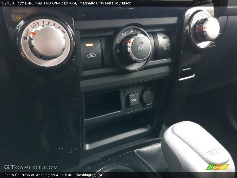 Magnetic Gray Metallic / Black 2020 Toyota 4Runner TRD Off-Road 4x4