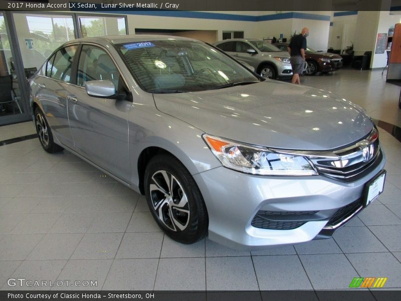 Lunar Silver Metallic / Gray 2017 Honda Accord LX Sedan