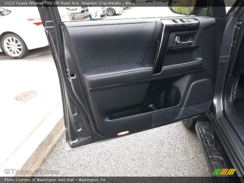 Magnetic Gray Metallic / Black 2020 Toyota 4Runner TRD Off-Road 4x4