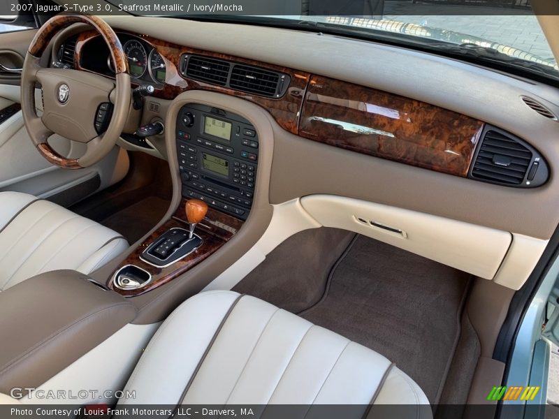Seafrost Metallic / Ivory/Mocha 2007 Jaguar S-Type 3.0