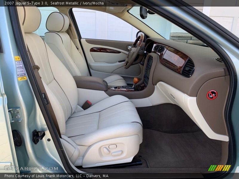 Seafrost Metallic / Ivory/Mocha 2007 Jaguar S-Type 3.0