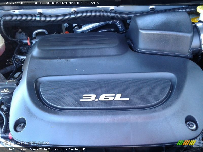 Billet Silver Metallic / Black/Alloy 2017 Chrysler Pacifica Touring