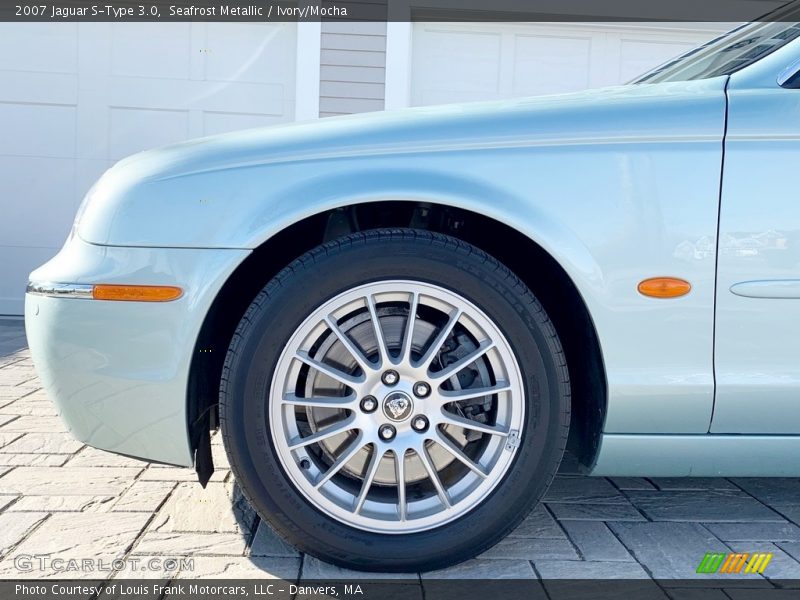 Seafrost Metallic / Ivory/Mocha 2007 Jaguar S-Type 3.0
