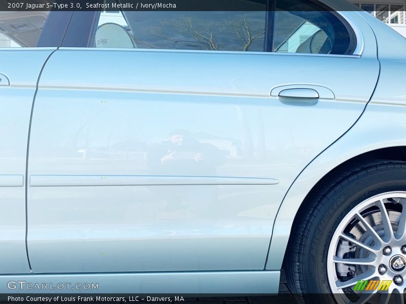 Seafrost Metallic / Ivory/Mocha 2007 Jaguar S-Type 3.0