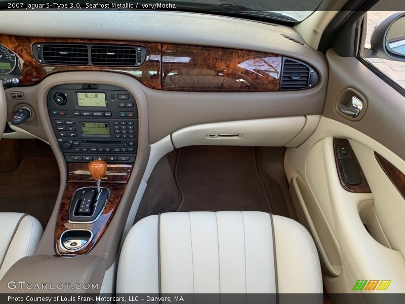 Seafrost Metallic / Ivory/Mocha 2007 Jaguar S-Type 3.0