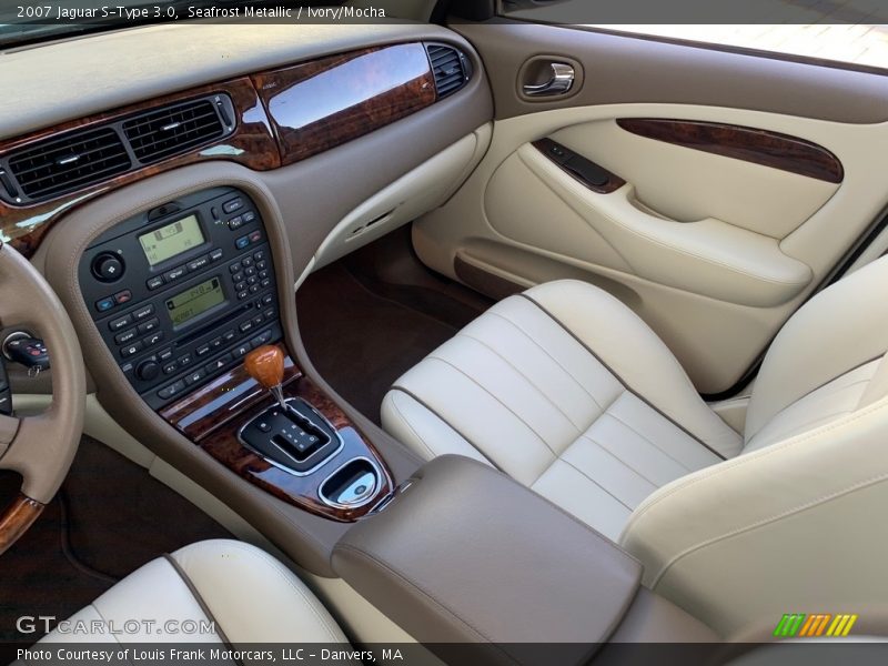 Seafrost Metallic / Ivory/Mocha 2007 Jaguar S-Type 3.0