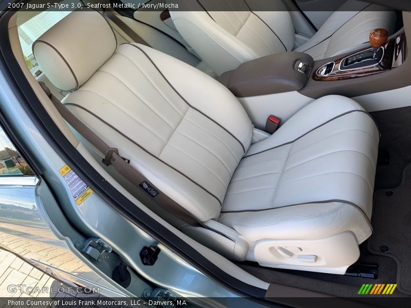 Seafrost Metallic / Ivory/Mocha 2007 Jaguar S-Type 3.0