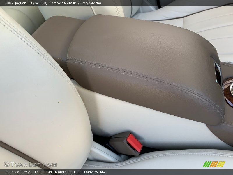 Seafrost Metallic / Ivory/Mocha 2007 Jaguar S-Type 3.0